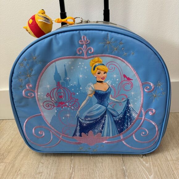 Disney Store Cinderella Princess Rolling Luggage/Carry-on Suitcase - Picture 11 of 11